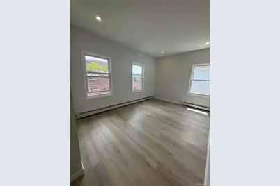 4370 Edson Avenue #2, Bronx, NY 10466 - Photo 6