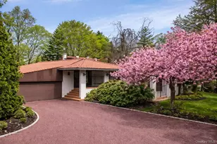 8 Plaka Ct, Old Brookville, NY 11545 - Photo 2