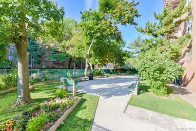 67-50 Thornton Place #4S, Forest Hills, NY 11375 - Photo 24