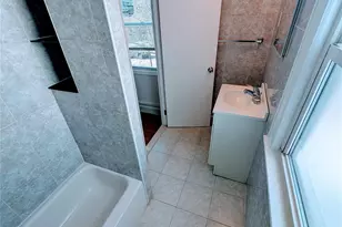 143-40 Poplar Ave, Flushing, NY 11355 - Photo 14