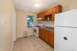240-11 144th Ave, Rosedale, NY 11422 - Photo 10