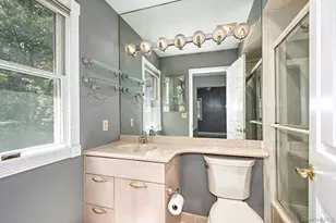 1103 Regent Dr, Mount Kisco, NY 10549 - Photo 20