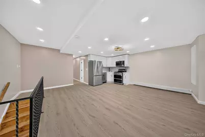 9521 87th Street, Ozone Park, NY 11416 - Photo 16