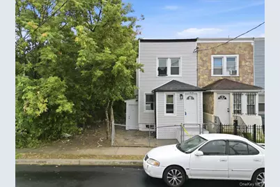 11829 154th Street, Jamaica, NY 11434 - Photo 2