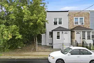 118-29 154th St, Jamaica, NY 11434 - Photo 2