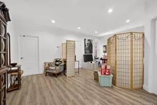 91 Carson Ave, Newburgh, NY 12550 - Photo 8