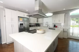 3260 Judith Ln, Oceanside, NY 11572 - Photo 4