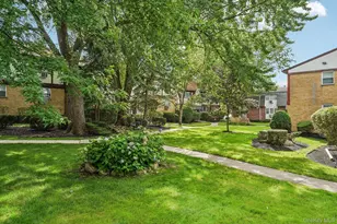 19 Somerset Dr, Suffern, NY 10901 - Photo 26