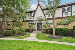 19 Somerset Dr, Suffern, NY 10901 - Photo 2