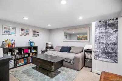 1005 Ferngate Drive, Franklin Square, NY 11010 - Photo 28