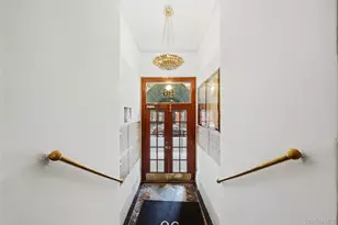 96 Perry St, New York, NY 10014 - Photo 8