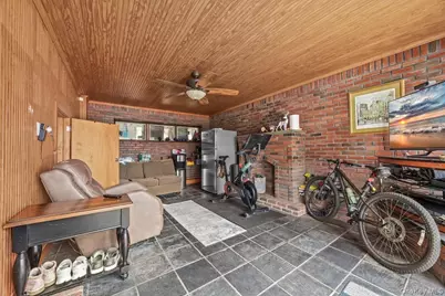 190 Beach 137th Street, Rockaway Park, NY 11694 - Photo 30