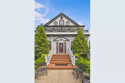 190 Beach 137th Street, Rockaway Park, NY 11694 - Photo 4