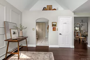 161 Friends Ln, Westbury, NY 11590 - Photo 6