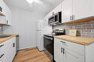 232 Blackpool Ct, Ridge, NY 11961 - Photo 6