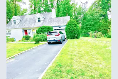 258 Steamboat Road, Great Neck, NY 11024 - Photo 18