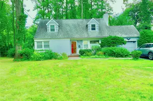 258 Steamboat Rd, Great Neck, NY 11024 - Photo 12