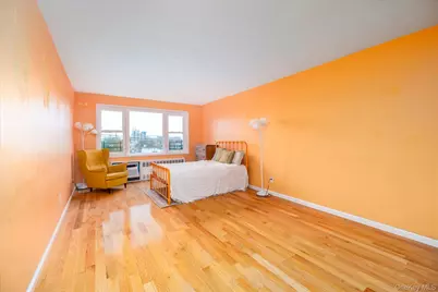 100 S Ocean Avenue #4U, Freeport, NY 11520 - Photo 6