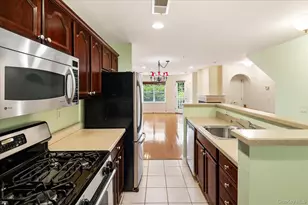 414 Highridge Ct, Peekskill, NY 10566 - Photo 8
