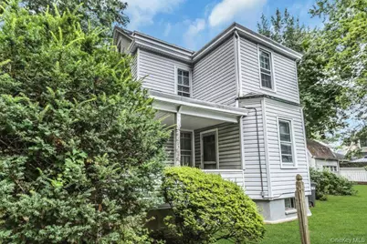 101 Emerson Avenue, Floral Park, NY 11001 - Photo 2