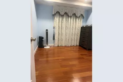 147-22 18th Avenue, Whitestone, NY 11357 - Photo 8