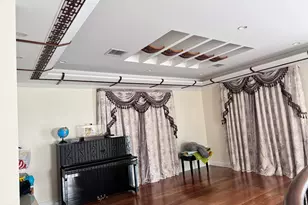 147-22 18th Ave, Whitestone, NY 11357 - Photo 10