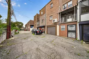42-15 172nd St, Flushing, NY 11358 - Photo 18