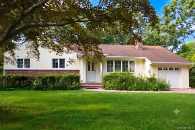 89 Burton Lane, Commack, NY 11725 - Photo 2