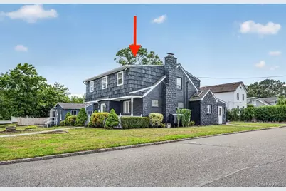 60 Lake Shore Drive, Patchogue, NY 11772 - Photo 2