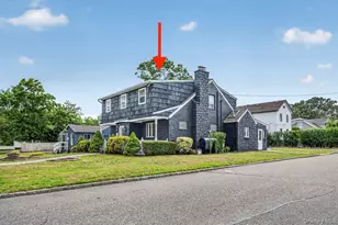 60 Lake Shore Dr, Patchogue, NY 11772 - Photo 2