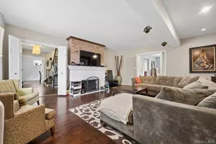 30-11 Murray St, Flushing, NY 11354 - Photo 4
