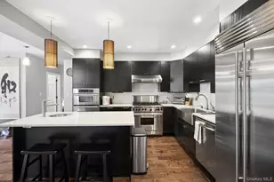 30-11 Murray St, Flushing, NY 11354 - Photo 10