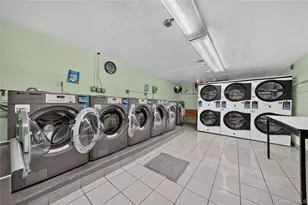 175-45 88th Ave, Jamaica, NY 11432 - Photo 8
