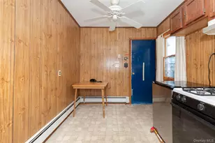 178 Beach St, Bronx, NY 10464 - Photo 8