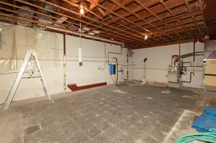 178 Beach St, Bronx, NY 10464 - Photo 14