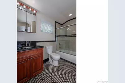 5000 Townhouse Drive #5205, Coram, NY 11727 - Photo 10