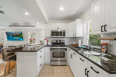 190C Edgewater Park #190C, Bronx, NY 10465 - Photo 2