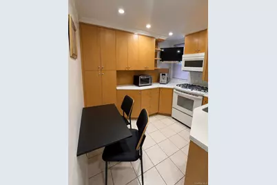 67-38 108th Street #C27, Forest Hills, NY 11375 - Photo 4