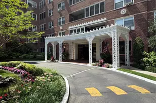 67-38 108th St, Forest Hills, NY 11375 - Photo 16