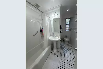 67-38 108th Street #C27, Forest Hills, NY 11375 - Photo 8