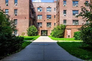 470 N Broadway, Yonkers, NY 10701 - Photo 2