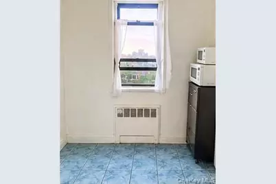 143-36 Barclay Ave #6C, Flushing, NY 11355 - Photo 10