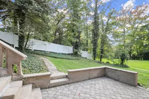 1341 Pelhamdale Ave, Pelham, NY 10803 - Photo 30