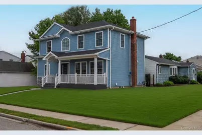 139 Maple Avenue, Bethpage, NY 11714 - Photo 2