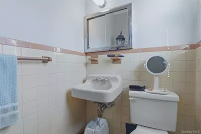 1196 Saw Mill River Road, Yonkers, NY 10710 - Photo 32