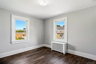 984 Maxwell St, Franklin Square, NY 11010 - Photo 22