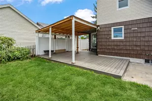 984 Maxwell St, Franklin Square, NY 11010 - Photo 32