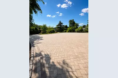 9 Dock Lane, Great Neck, NY 11024 - Photo 2