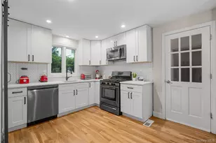 1 Harmon Dr, Larchmont, NY 10538 - Photo 8