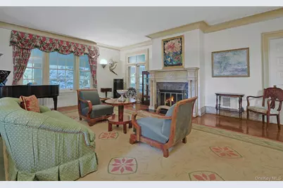 215 Soundview Avenue, White Plains, NY 10606 - Photo 10